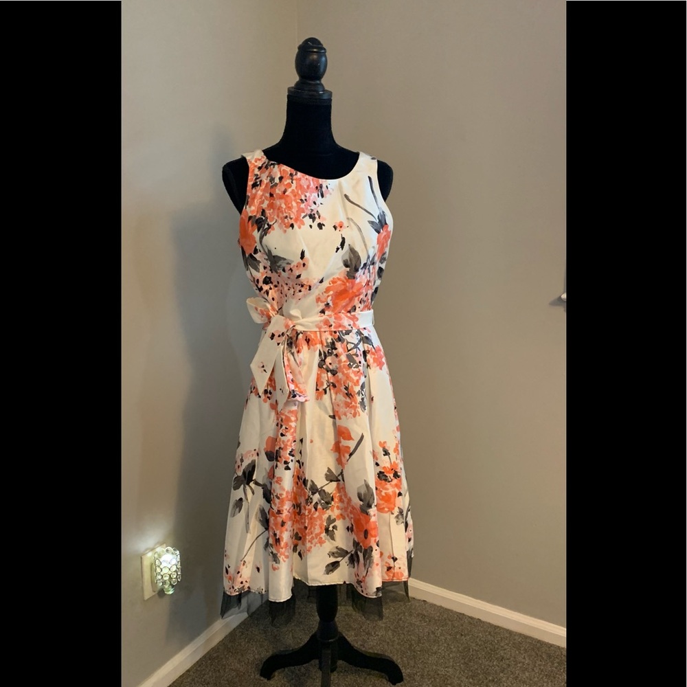 Jessica Howard floral dress